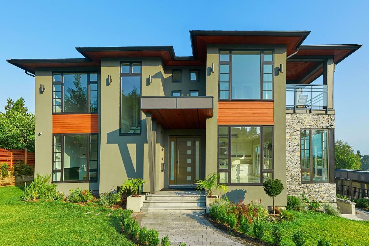 The Chateau Burnaby Exterior photo